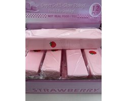 Squishy Boter Aardbei XL 21 cm - Slow Rising - Strawberry Butter Squishy - Fidget Toy - Knijpbaar Speelgoed - Kinderen & Volwassenen - TikTok Trend